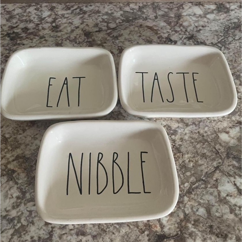 Rae Dunn Appetizer plates